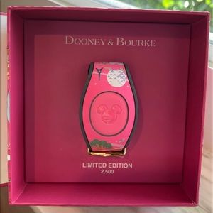 Disney Limited Edition Dooney Magic Band
